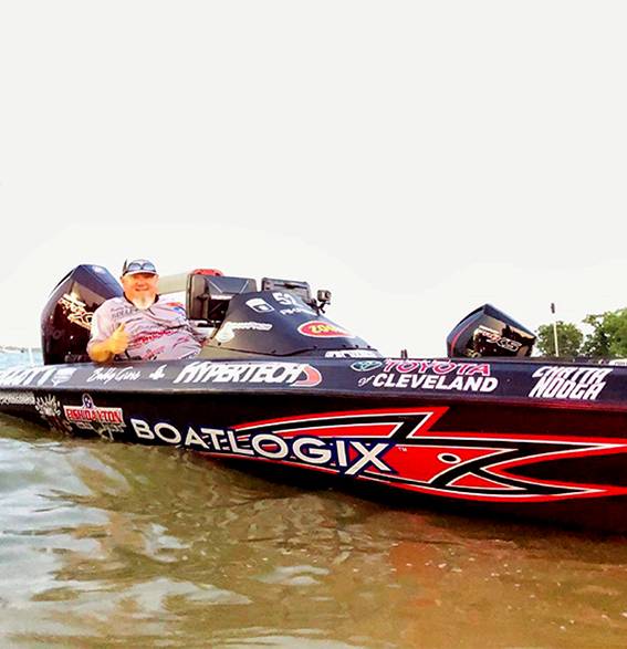Why have 3 Graphs at the Front of a Bass Boat 